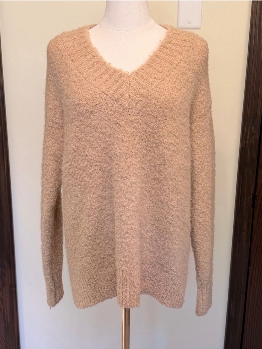 Aerie Cozy V-Neck Fuzzy Knit Sweater in Beige